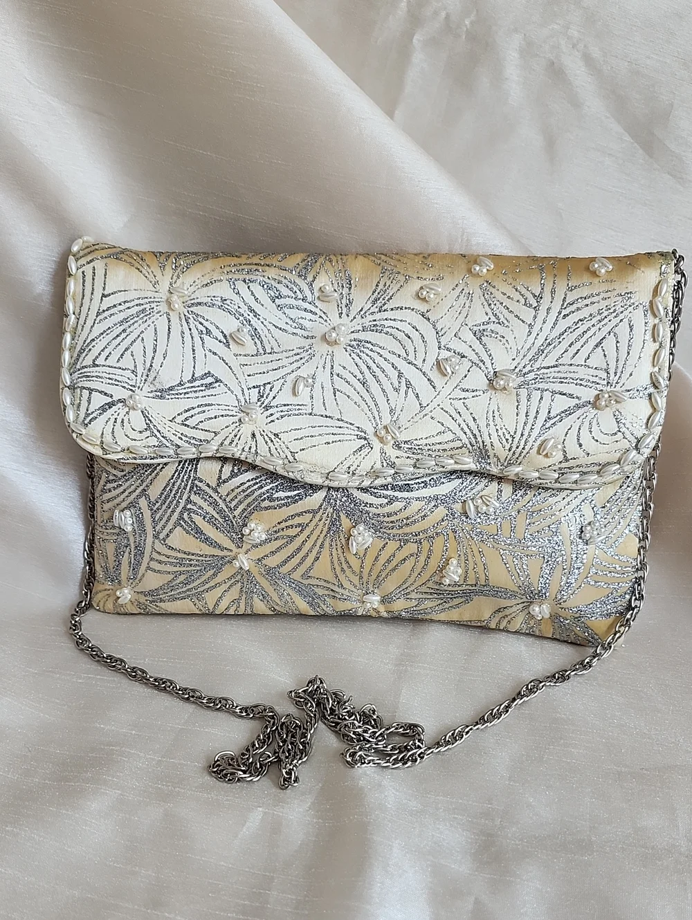 Vintage Ex Cond Cream Satin w/ Pearls & Silver Embellished Shoulder/Clutch, $40